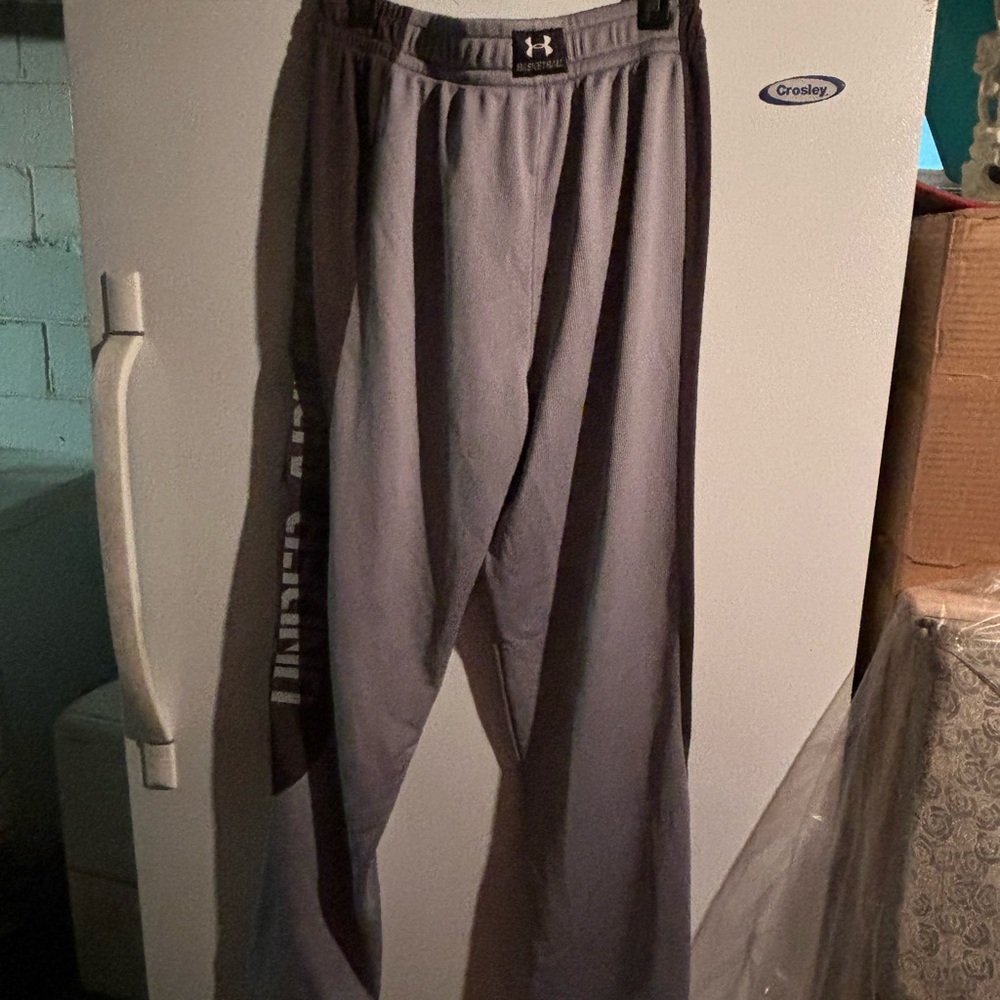 Under Armour basketball pants